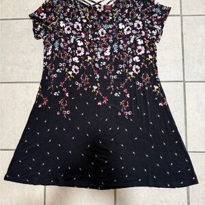 Women’s Black Floral Short Sleeve A-Line Dress